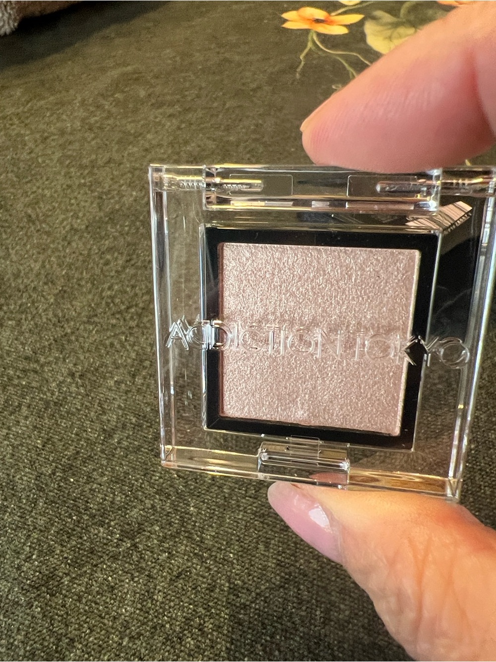 New w box Addiction Tokyo Single Eyeshadow - taupe pink shimmer highlight